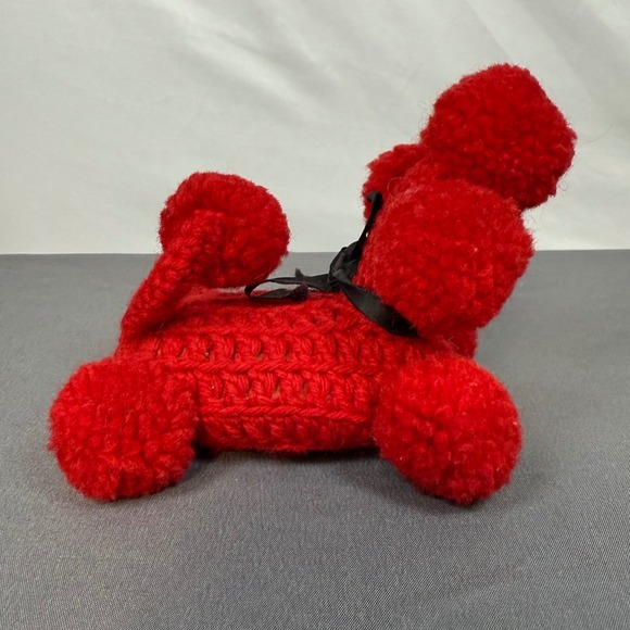 Red Crocheted Poodle Dog Pom Pom Ears Collar Bow Soap Holder Home Decor Handmade - Picture 4 of 7
